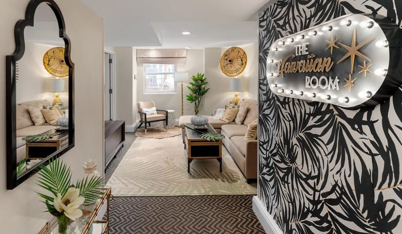 Lexington New York - The Hawaiian Room Entrance